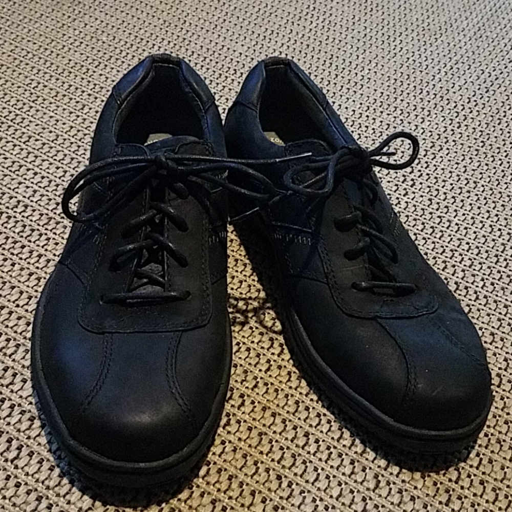 "St. John's Bay" Shock Zone Sneakers